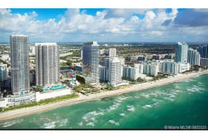 600 Parkview Dr # 1132, Hallandale Beach, FL 33009, Sold 02/26/21