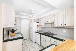 150 Ocean Ln Dr #7g, Key Biscayne, FL 33149, Sold 08/21/20
