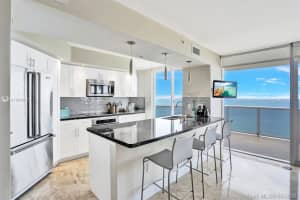 6301 Collins Ave, Miami Beach, FL 33141, Sold 01/08/21