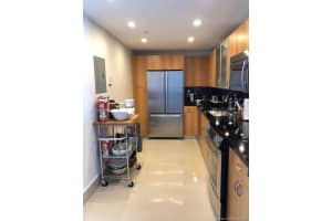 7501 E Treasure Dr #7p, North Bay Village, FL 33141, Sold 12/28/20