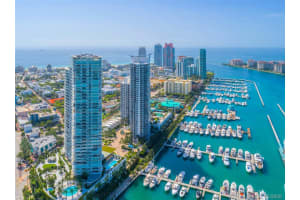 450 Alton Rd, Miami Beach, FL 33139, Sold 12/17/20