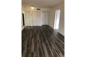 8261 NW 8th St, Miami, FL 33126, Sold 11/12/20