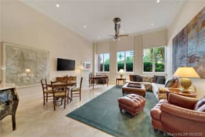 10 Edgewater Dr, Coral Gables, FL 33133, Sold 10/12/21