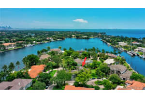 570 Reinante Ave, Coral Gables, FL 33156, Sold 09/28/20