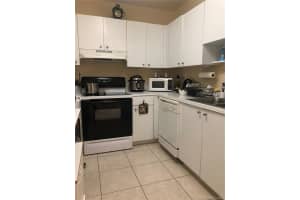 8251 NW 8th St, Miami, FL 33126, Sold 07/10/20