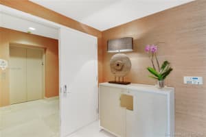 17121 Collins Ave, Sunny Isles Beach, FL 33160, Sold 01/11/21