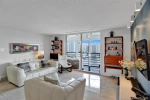 100 Golden Isles Dr, Hallandale Beach, FL 33009, Sold 07/21/20