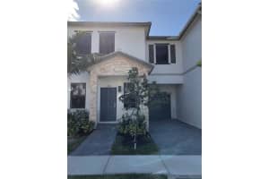 1616 SW 28th St, Fort Lauderdale, FL 33315, Sold 08/28/20