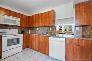 1601 NE 191st St B205, Miami, FL 33179, Sold 08/21/20