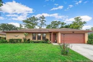 2557 Lochmore Rd, Riviera Beach, FL 33407, Sold 08/25/20