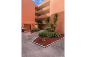 11755 SW 18th St, Miami, FL 33175, Sold 10/02/20