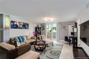 1750 James Ave #4d, Miami Beach, FL 33139, Sold 11/13/20