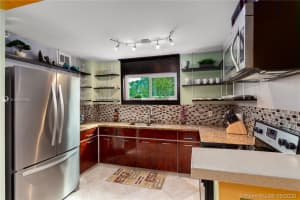 1750 James Ave #4d, Miami Beach, FL 33139, Sold 11/13/20