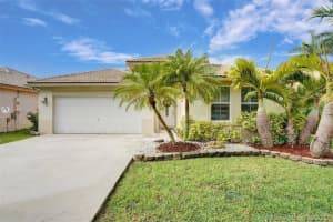 14304 S Royal Cove Cir, Davie, FL 33325, Sold 07/16/20