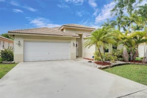 14304 S Royal Cove Cir, Davie, FL 33325, Sold 07/16/20