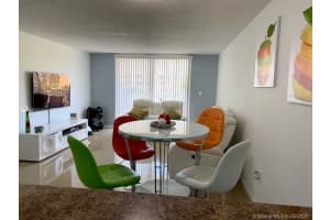6950 Miami Gardens Dr, Hialeah, FL 33015, Sold 08/20/20