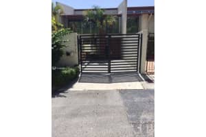 10408 SW 76th St, Miami, FL 33173, Sold 07/01/20