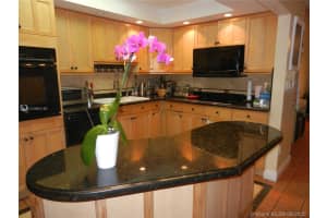 10408 SW 76th St, Miami, FL 33173, Sold 07/01/20