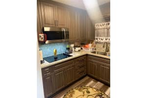 8841 W Flagler St, Miami, FL 33174, Sold 08/17/20