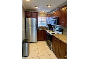 8055 NW 8th St, Miami, FL 33126, Sold 11/25/20