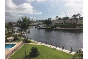 390 N Federal Hwy, Deerfield Beach, FL 33441, Sold 08/10/20