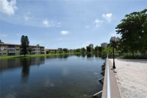 2825 NE 201st Terrace APT M216, Aventura, FL 33180, Sold 10/20/20