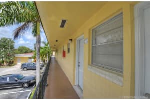 2825 NE 201st Terrace APT M216, Aventura, FL 33180, Sold 10/20/20