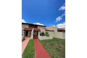 19130 NW 64th Ct, Hialeah, FL 33015, Sold 10/06/20
