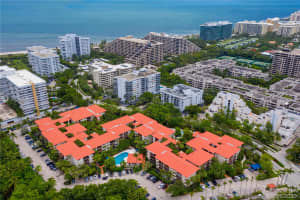 101 Ocean Ln Dr, Key Biscayne, FL 33149, Sold 12/28/20