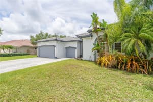 2520 Fairways Dr, Homestead, FL 33035, Sold 07/24/20