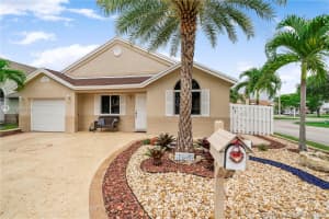 1151 SW 109th Ln, Davie, FL 33324, Sold 08/11/20