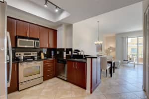 403 S Sapodilla Ave, West Palm Beach, FL 33401, Sold 03/24/21
