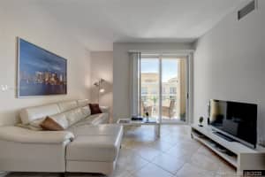 403 S Sapodilla Ave, West Palm Beach, FL 33401, Sold 03/24/21