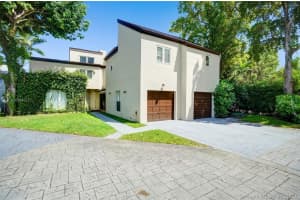 1938 S Oak Haven Cir, Miami, FL 33179, Sold 09/02/20