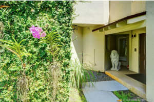 1938 S Oak Haven Cir, Miami, FL 33179, Sold 09/02/20