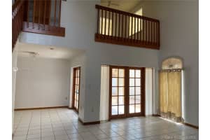 8242 NW 200th Terrace, Hialeah, FL 33015, Sold 09/14/20