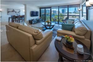 2017 S Ocean Dr, Hallandale Beach, FL 33009, Sold 07/31/20