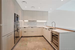 15701 Collins Ave Suite 4401, Sunny Isles Beach, FL 33160, Sold 12/02/21