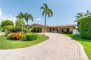 2075 NE 121st Rd, North Miami, FL 33181, Sold 09/15/20