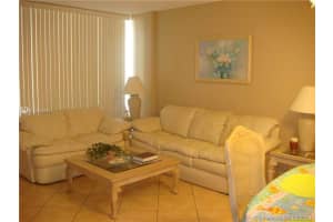 3505 S Ocean Dr, Hollywood, FL 33019, Sold 05/14/21