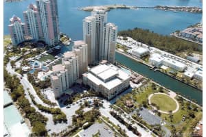 3330 NE 190th St, Aventura, FL 33180, Sold 12/04/20