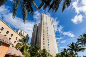 3330 NE 190th St, Aventura, FL 33180, Sold 12/04/20