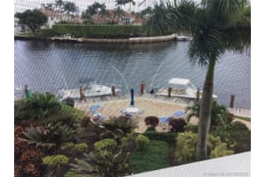 390 N Federal Hwy, Deerfield Beach, FL 33441, Sold 06/01/20