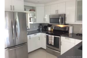 390 N Federal Hwy, Deerfield Beach, FL 33441, Sold 06/01/20