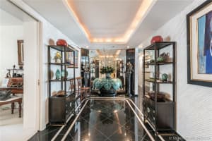 600 Grapetree Dr APT 11CN, Key Biscayne, FL 33149, Sold 08/24/20