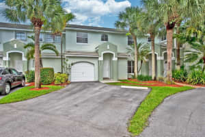 4844 Grapevine Way, Davie, FL 33331, Sold 08/10/20