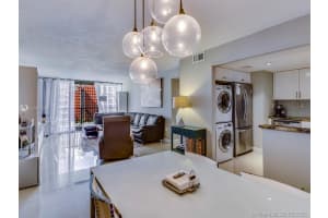 1450 Brickell Bay Dr, Miami, FL 33131, Sold 07/30/20