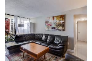 1450 Brickell Bay Dr, Miami, FL 33131, Sold 07/30/20