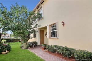 9747 Darlington Pl, Cooper City, FL 33328, Sold 06/23/20