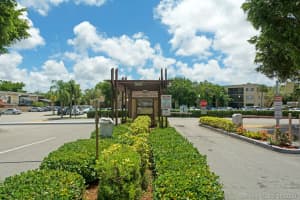 8015 SW 107th Ave, Miami, FL 33173, Sold 11/02/20